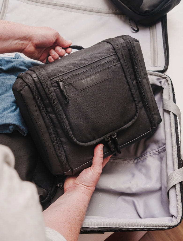 NORWALK TOILETRY BAG