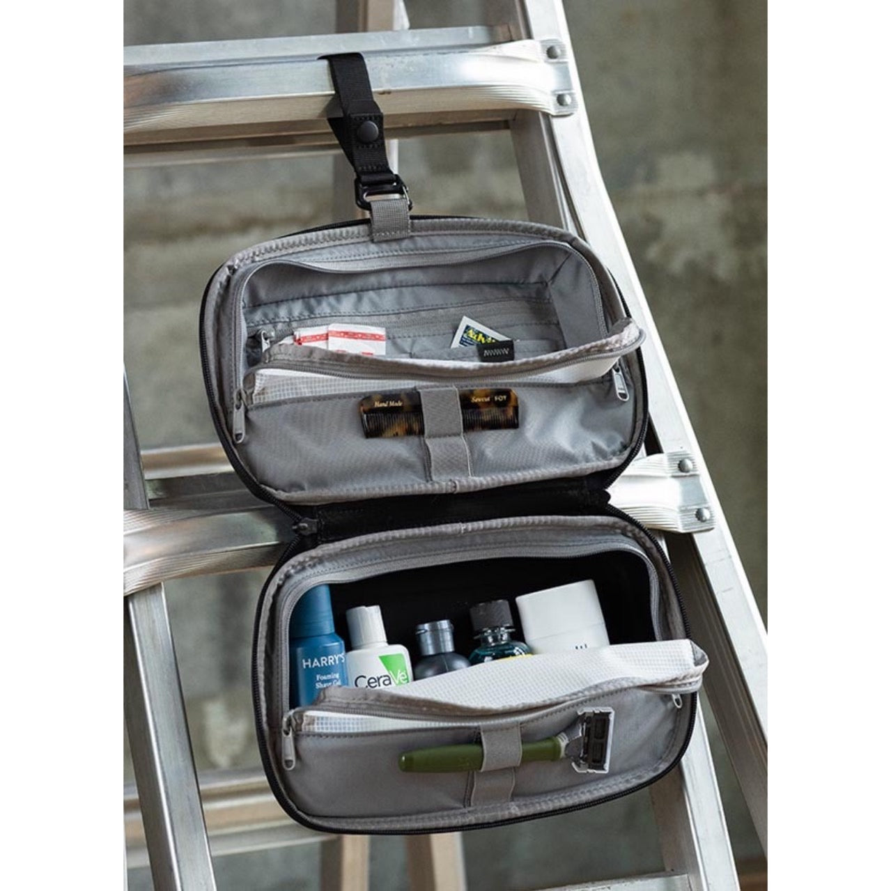 NORWALK + TOILETRY CASE